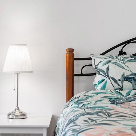 Spacious 1 Bedroom Guest House With Free Parking Sydney Buitenkant foto